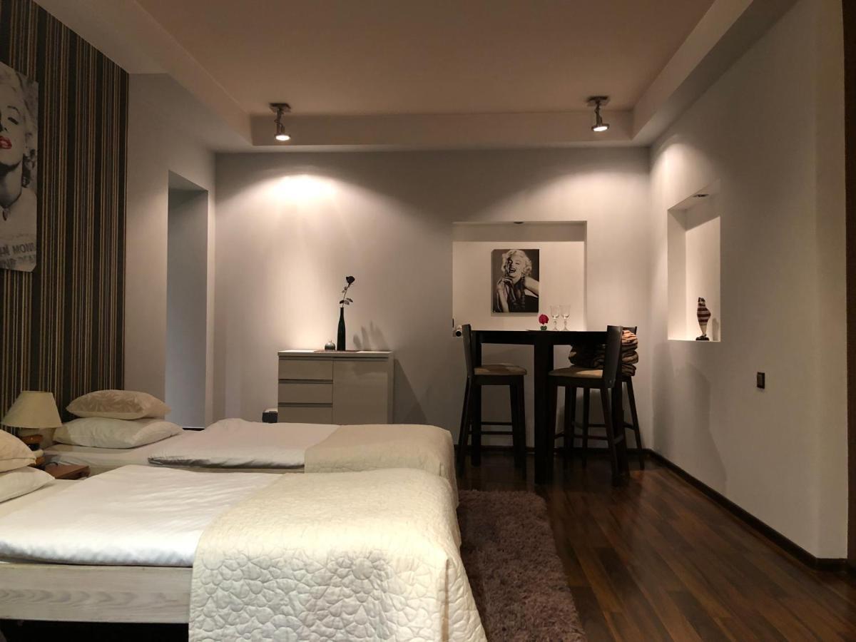 شقة يلينيا غورا  في Apartament Tipton المظهر الخارجي الصورة